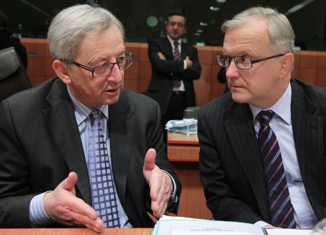 Πολιτικές δεσμεύσεις και κάλυψη της «τρύπας» στις συντάξεις, προϋπόθεση για συμφωνία στο Eurogroup, λέει η Κομισιόν